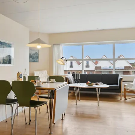 Bad, Lejl, 106 Apartment